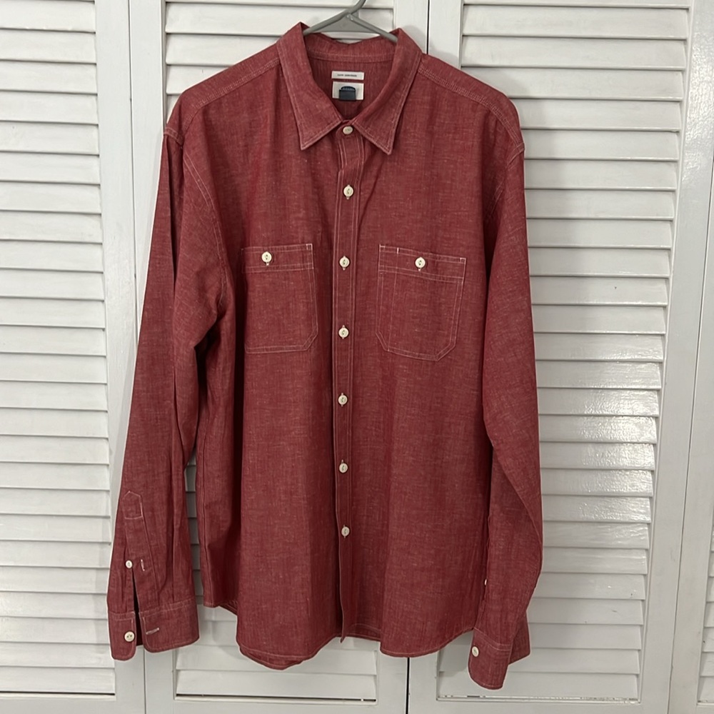 Men’s Old Navy long sleeve shirt XL red